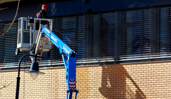 Pressure Washing for Shopping Centers & Malls in Cincinnati