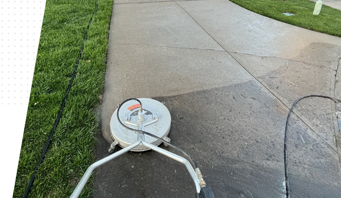 driveway cleaning for sliping prevention