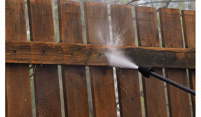 cleaning wooden fence