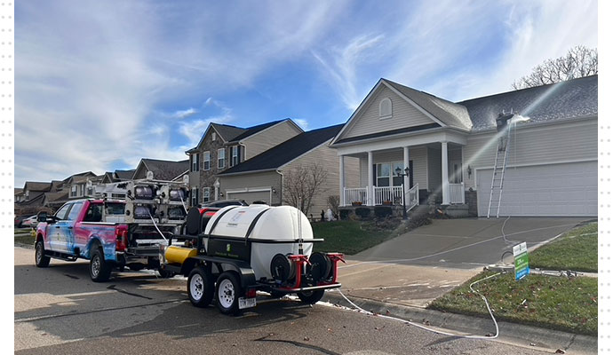 roof power washing professionally