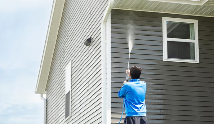 Siding Soft Washing in Cincinnati and Dayton