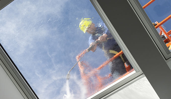 Commercial exterior cleaning